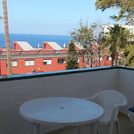 Apartment In Santa Cruz De Tenerife With Pool