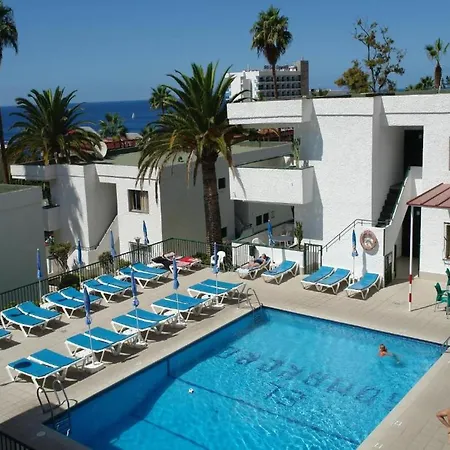 In Santa Cruz De Tenerife With Pool